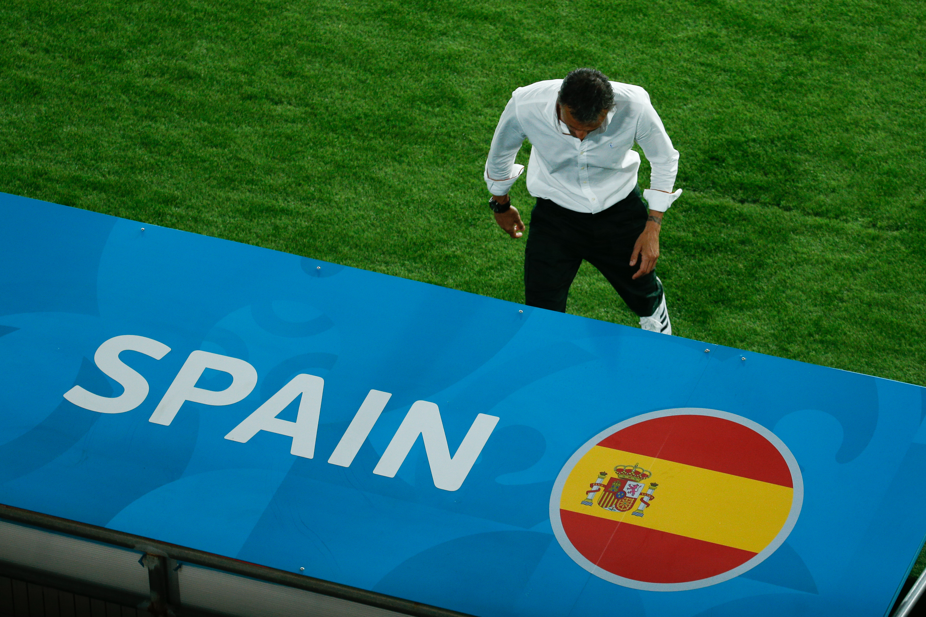 法国客场战平瑞典，小组领先优势减小