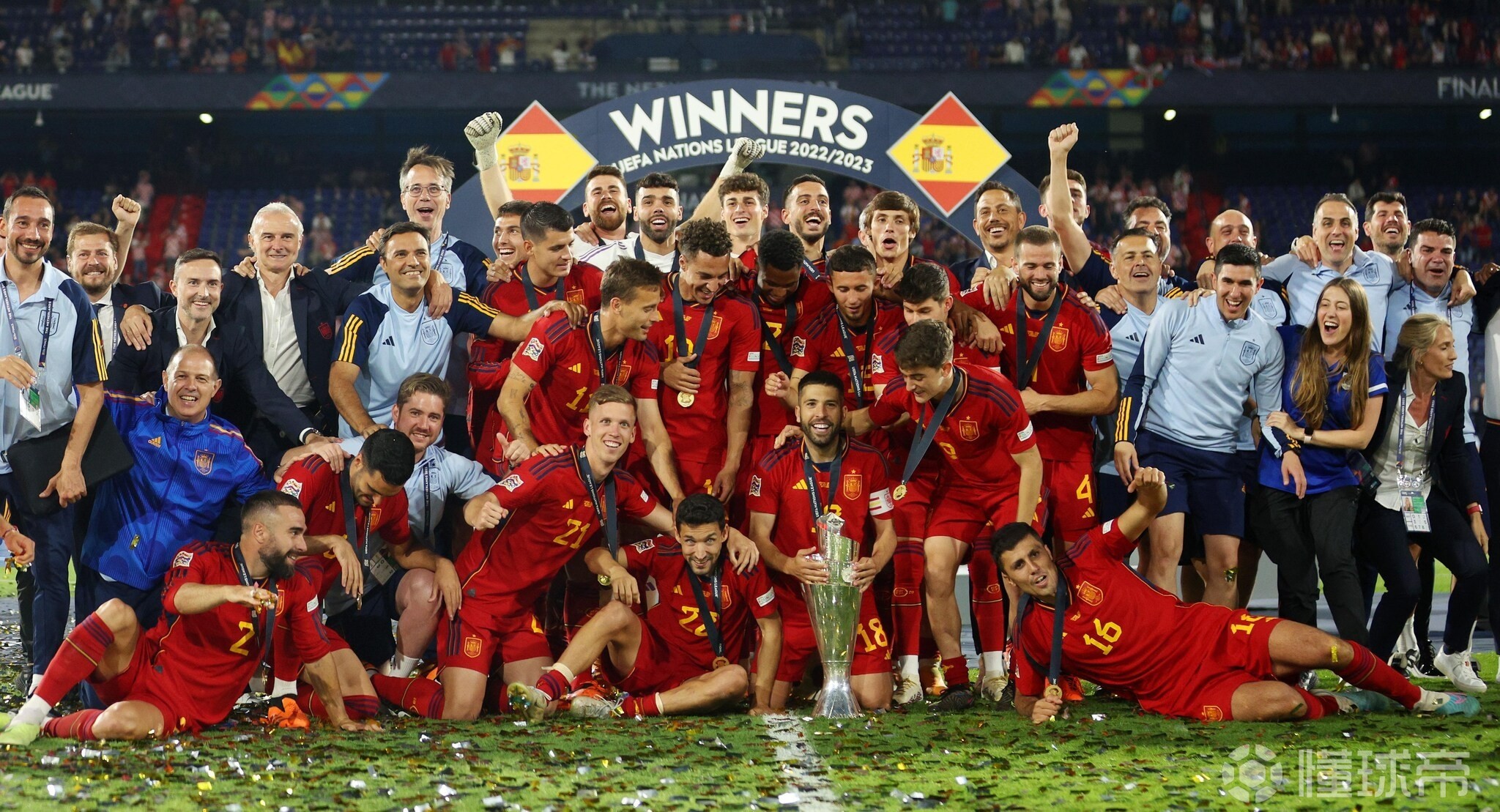 英格兰国家队欧国联历史第一次夺冠，现已晋级半决赛的简单介绍