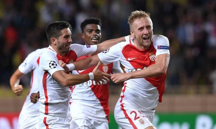 南特球员因纪律问题遭到处罚,影响球队士气的简单介绍 南特球员因纪律问题遭到处罚,影响球队士气的简单介绍