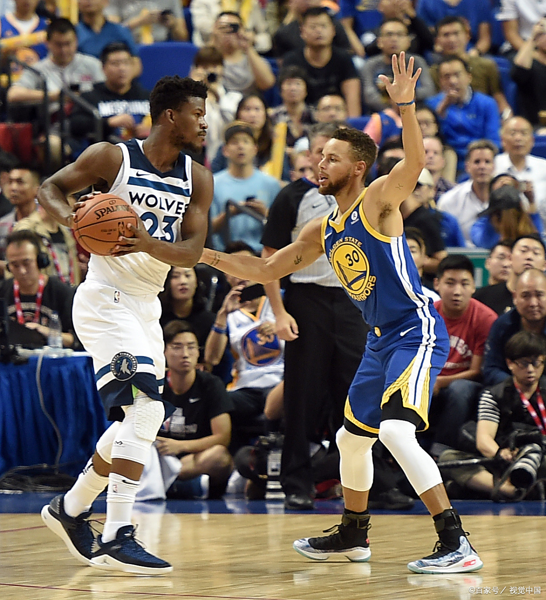 勇士客场擒灰熊,火箭不敌独行侠 勇士客场擒灰熊,火箭不敌独行侠