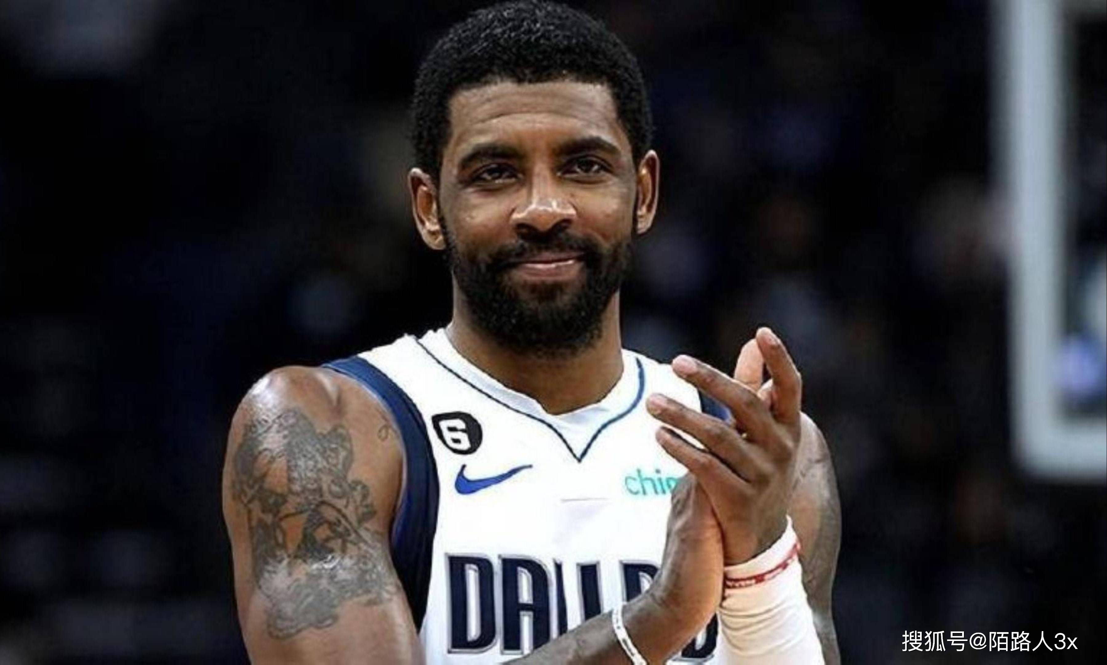 雄鹿大胜独行侠，继续保持不败