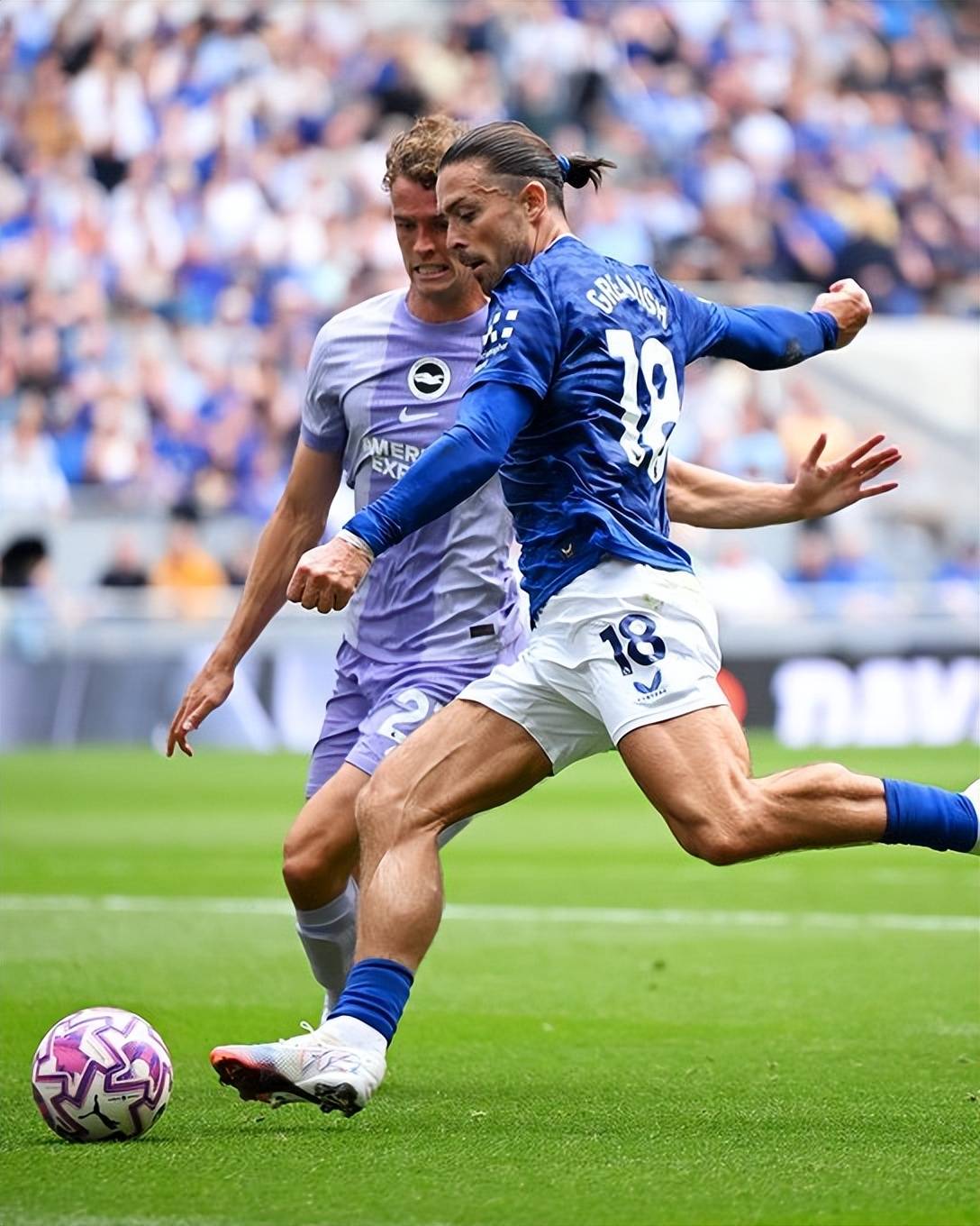 那不勒斯攻防俱佳，赢得球迷满堂喝彩