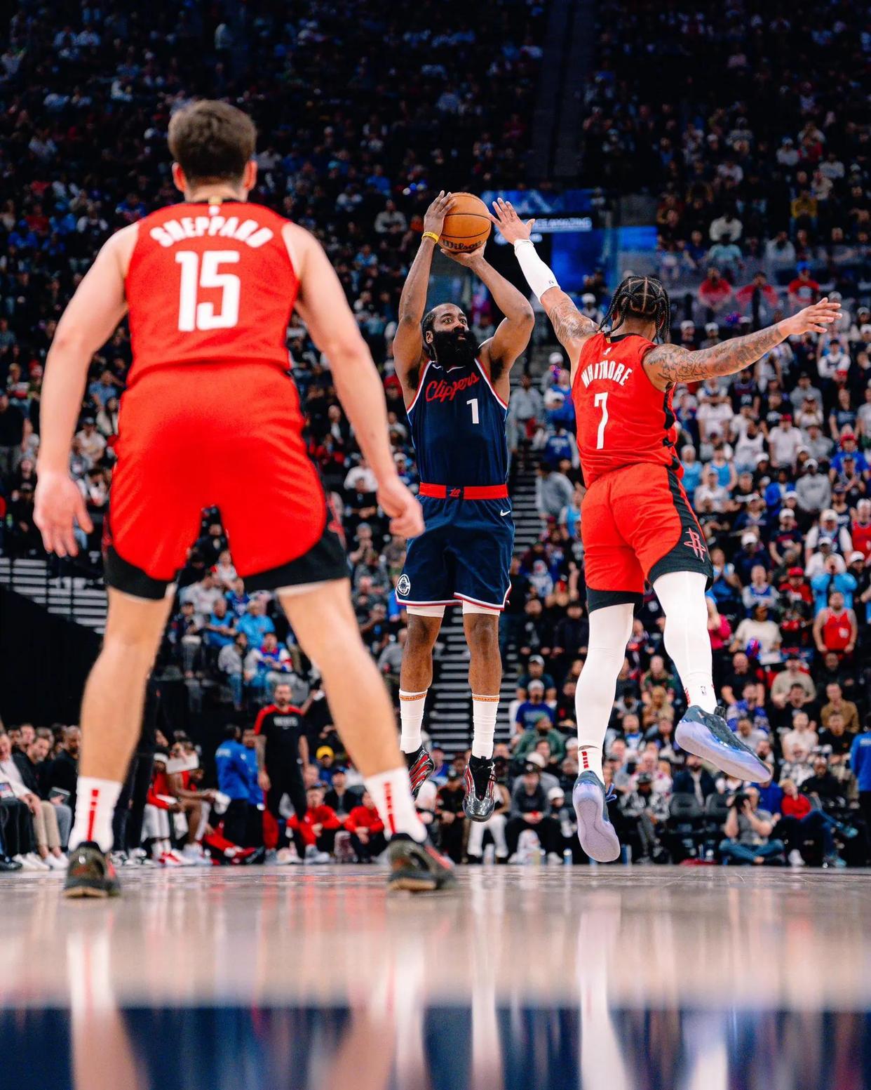 火箭失利!快船主场击败对手 火箭失利!快船主场击败对手