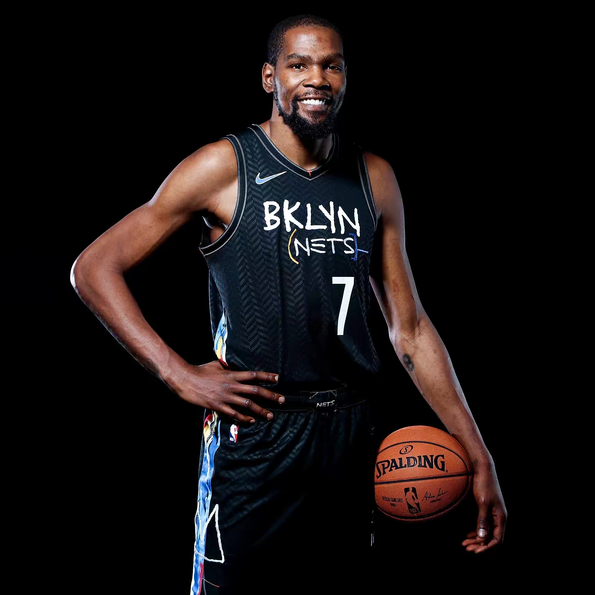 开拓者击败篮网，门罗首秀21分