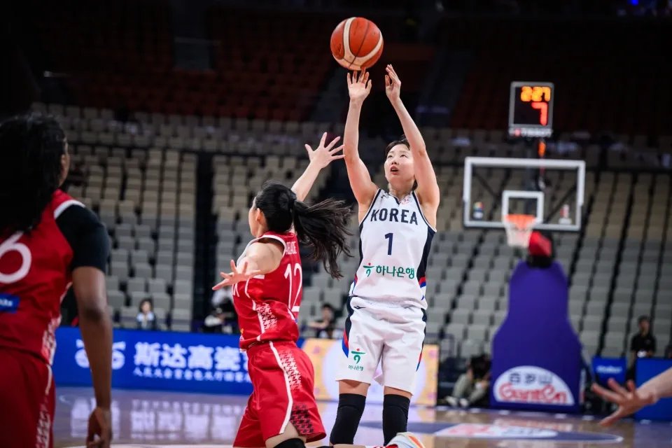 关于亚洲杯篮球赛引发球队激烈较量的信息 关于亚洲杯篮球赛引发球队激烈较量的信息