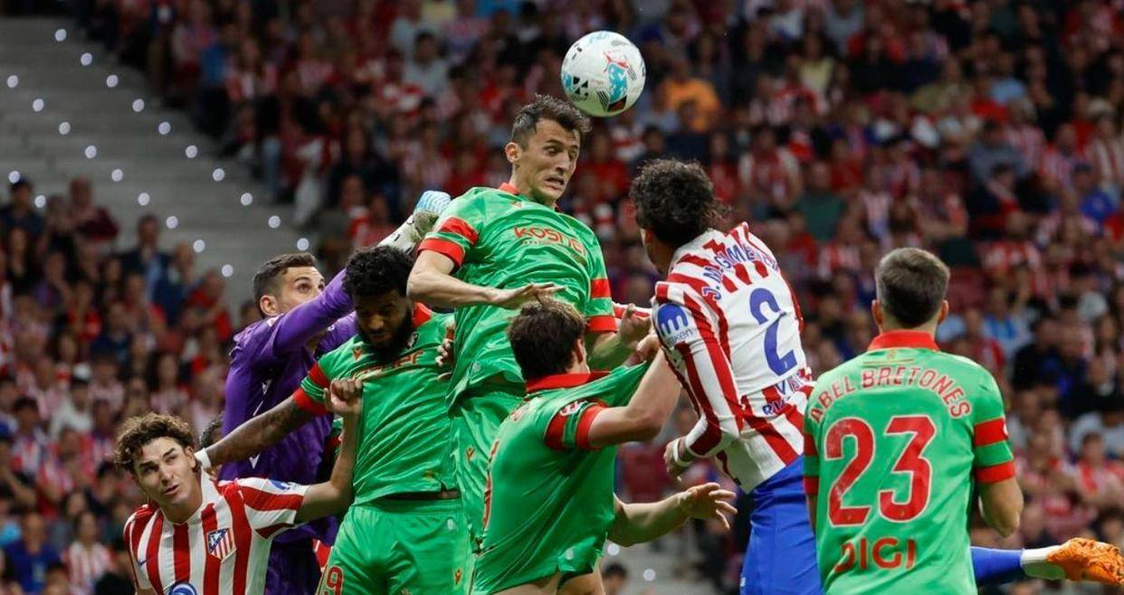 包含西甲劲旅努力争夺胜利的词条